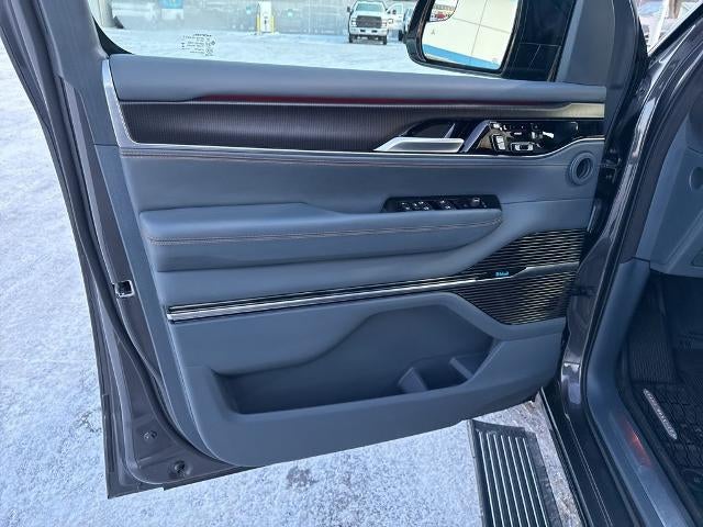 2024 Jeep Grand Wagoneer L Series III 4x4