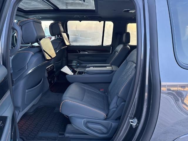 2024 Jeep Grand Wagoneer L Series III 4x4