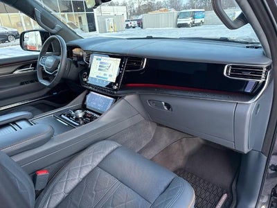 2024 Jeep Grand Wagoneer L Series III 4x4