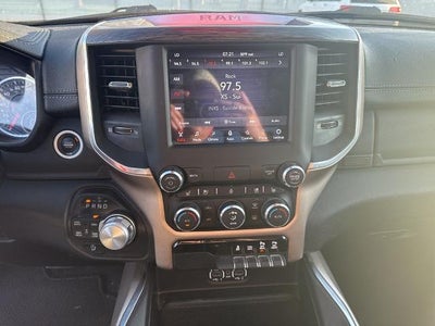 2020 RAM 1500 Laramie 4x4 Crew Cab 5'7" Box