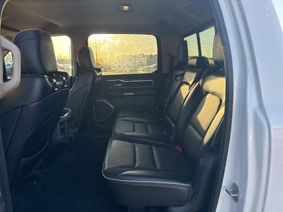 2020 RAM 1500 Laramie 4x4 Crew Cab 5'7" Box