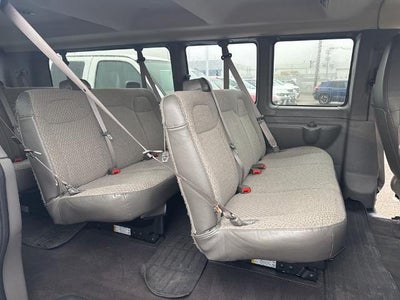 2025 Chevrolet Express Passenger 3500 3500 Extended Wheelbase Rear-Wheel Drive 1LT