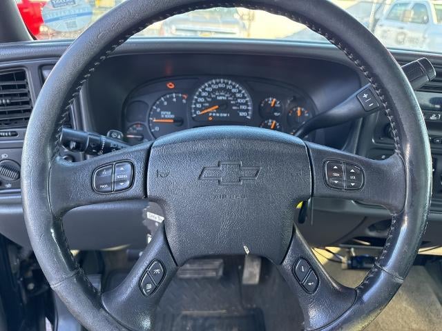 2007 Chevrolet Silverado 3500 HD 4WD Extended Cab Long Box DRW Work Truck