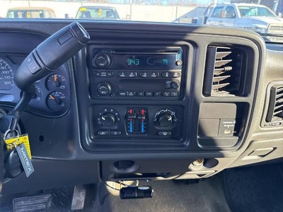 2007 Chevrolet Silverado 3500 HD 4WD Extended Cab Long Box DRW Work Truck
