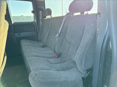 2007 Chevrolet Silverado 3500 HD 4WD Extended Cab Long Box DRW Work Truck