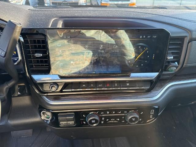 2022 Chevrolet Silverado 1500 Crew Cab Short Box 4-Wheel Drive LT 1LT