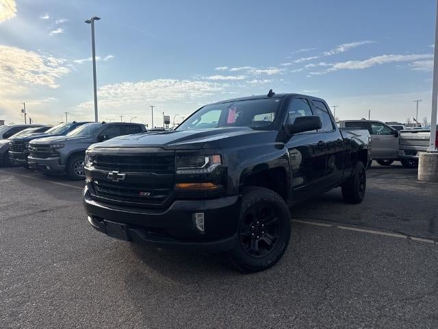 2017 Chevrolet Silverado 1500 Double Cab Standard Box 4-Wheel Drive LT Z71 Midnight Edition
