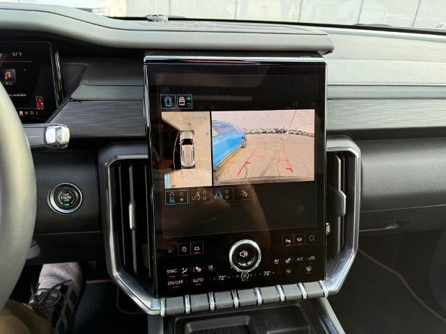 2025 GMC Acadia AWD AT4