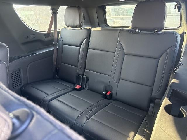 2022 Chevrolet Suburban 4WD Z71