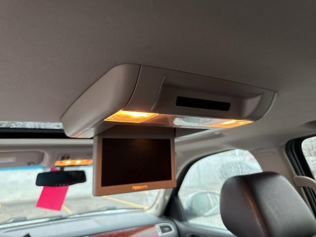 2014 Chevrolet Suburban 4WD LT