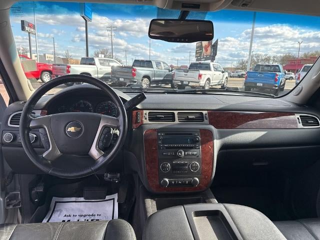 2014 Chevrolet Suburban 4WD LT