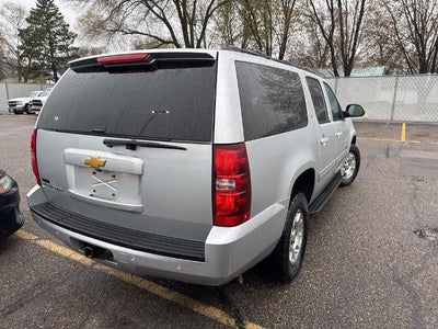 2014 Chevrolet Suburban 4WD LT