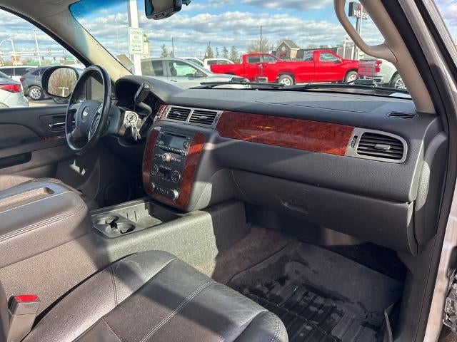 2014 Chevrolet Suburban 4WD LT