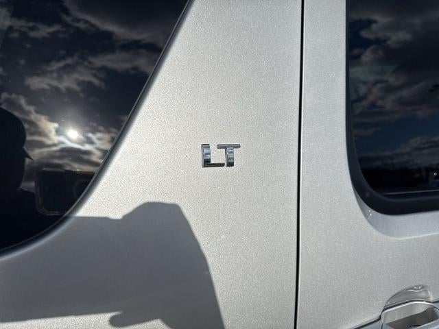 2014 Chevrolet Suburban 4WD LT
