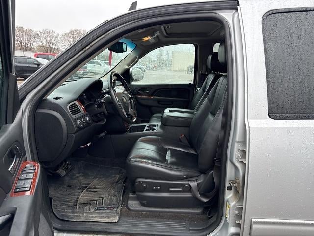2014 Chevrolet Suburban 4WD LT