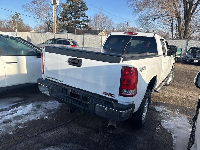 2009 GMC Sierra 2500 HD Crew Cab Standard Box 4-Wheel Drive SLT