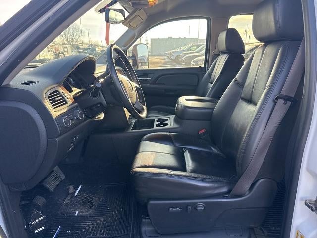 2009 GMC Sierra 2500 HD Crew Cab Standard Box 4-Wheel Drive SLT