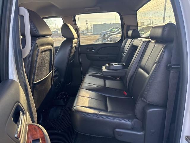 2009 GMC Sierra 2500 HD Crew Cab Standard Box 4-Wheel Drive SLT