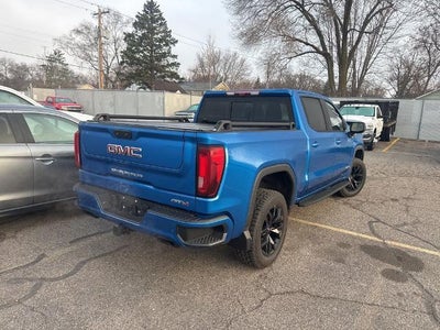 2022 GMC Sierra 1500 Crew Cab Short Box 4-Wheel Drive AT4