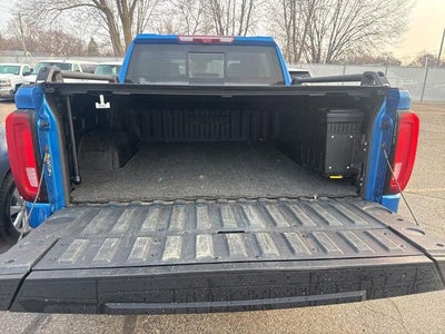 2022 GMC Sierra 1500 Crew Cab Short Box 4-Wheel Drive AT4