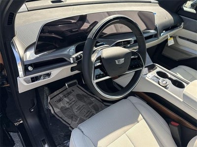 2026 Cadillac VISTIQ Luxury