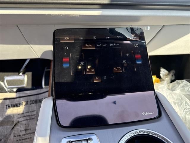 2026 Cadillac VISTIQ Luxury