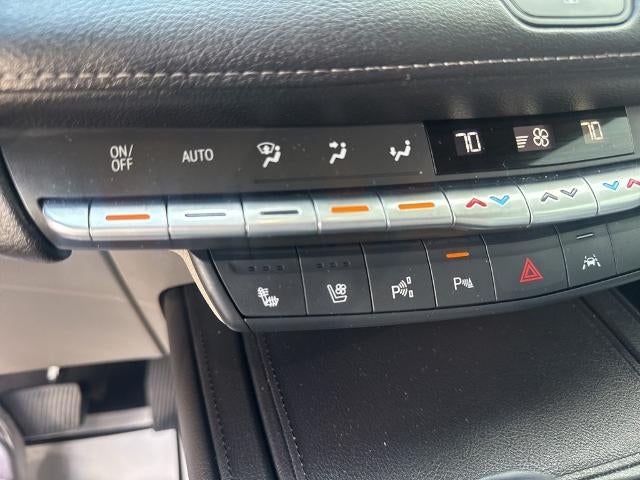 2023 Cadillac XT4 AWD 4dr Premium Luxury