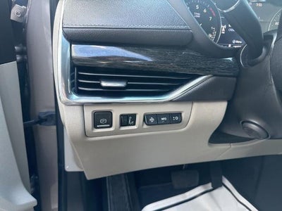 2023 Cadillac XT4 AWD 4dr Premium Luxury