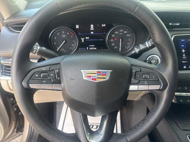 2023 Cadillac XT4 AWD 4dr Premium Luxury