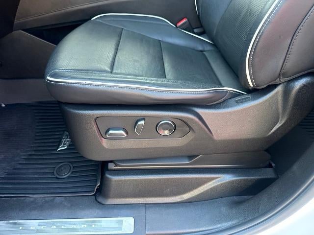 2024 Cadillac Escalade ESV Premium Luxury