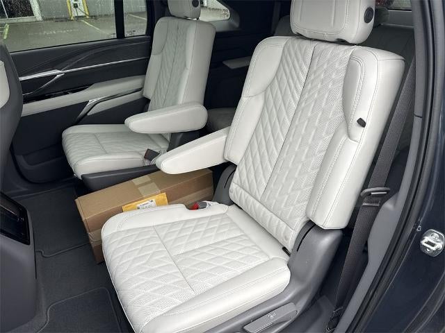 2025 Cadillac ESCALADE IQ Sport 1