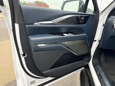 2025 Cadillac ESCALADE IQ Sport 2