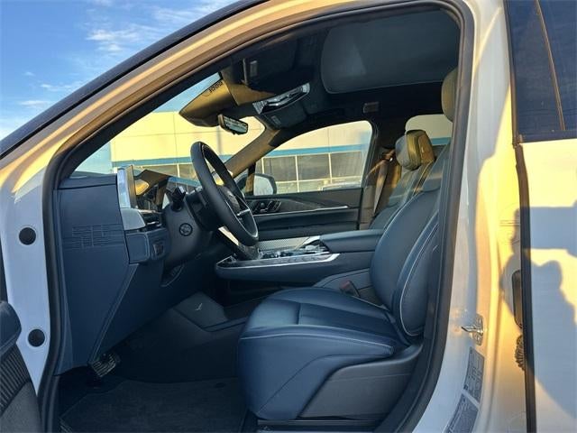 2025 Cadillac ESCALADE IQ Sport 2