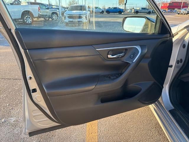 2015 Nissan Altima 4dr Sdn I4 2.5 S