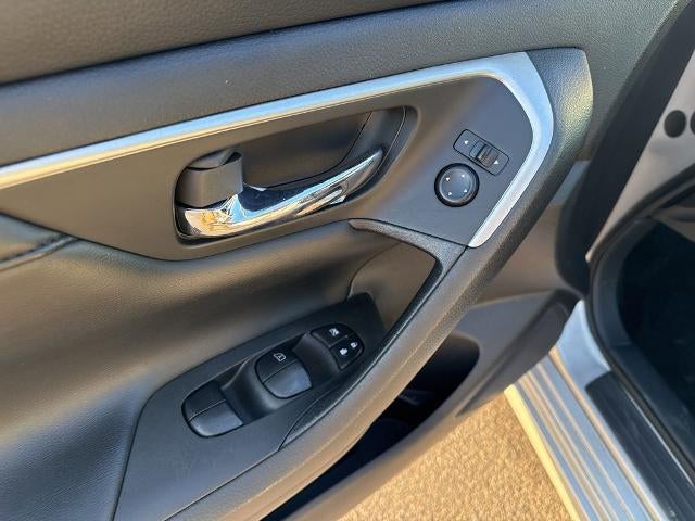 2015 Nissan Altima 4dr Sdn I4 2.5 S