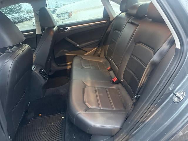 2017 Volkswagen Passat 1.8T SE