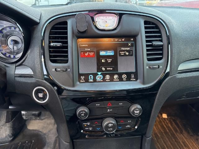 2016 Chrysler 300 4dr Sdn 300S AWD