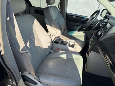 2013 Chrysler Town & Country 4dr Wgn Touring