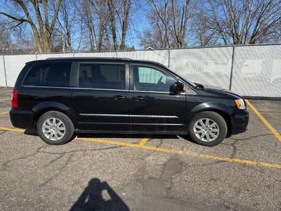 2013 Chrysler Town & Country 4dr Wgn Touring