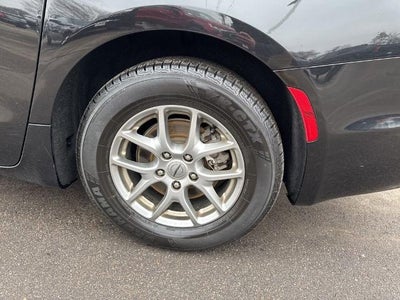 2021 Chrysler Pacifica Touring FWD