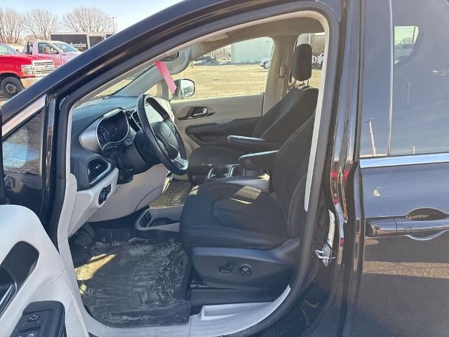 2021 Chrysler Pacifica Touring FWD