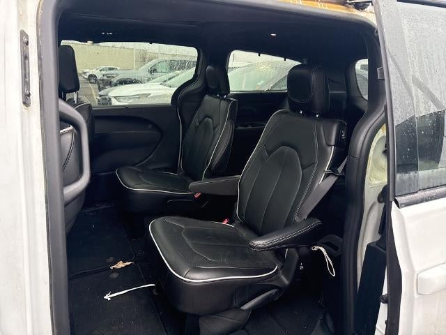 2025 Chrysler Pacifica Limited FWD