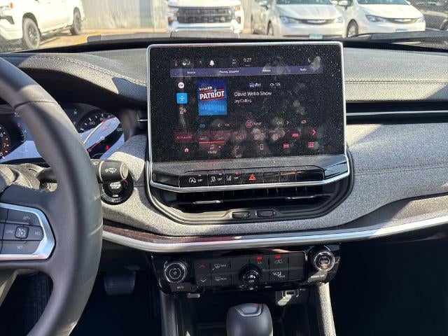 2023 Jeep Compass Latitude Lux 4x4