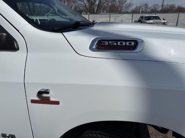 2019 RAM 3500 Chassis Cab Tradesman 2WD Reg Cab 84" CA 167.5" WB