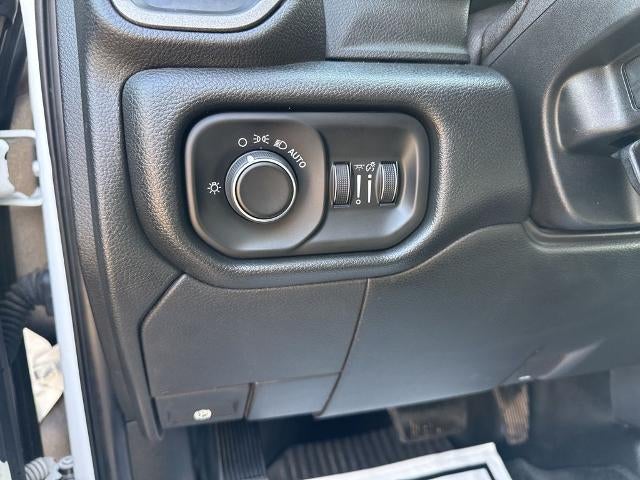 2019 RAM 3500 Chassis Cab Tradesman 2WD Reg Cab 84" CA 167.5" WB