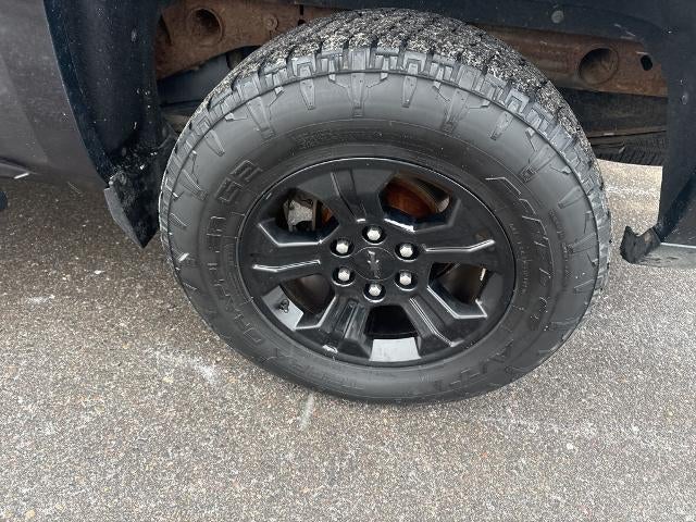 2015 Chevrolet Silverado 1500 Crew Cab Short Box 4-Wheel Drive LTZ Z71