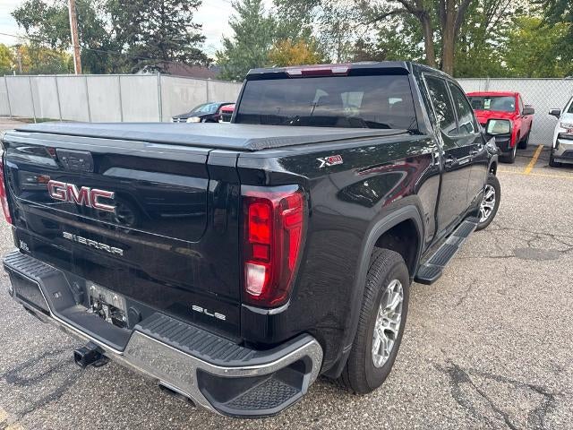 Used 2023 GMC Sierra 1500 SLE with VIN 3GTUUBED6PG321589 for sale in St. Cloud, Minnesota