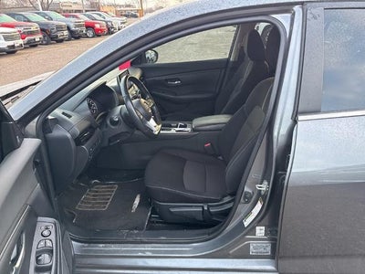 2022 Nissan Sentra SV CVT