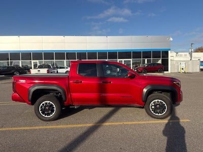 2024 Toyota Tacoma 4WD SR5