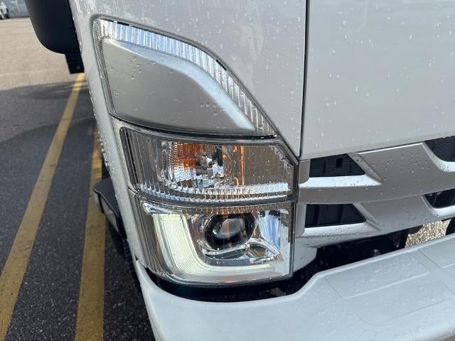 2024 Chevrolet Low Cab Forward 5500 HG 2WD Reg Cab 132.5"